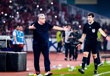 问鼎娱乐官网-CBA篮球队员招聘情况与招募标准揭秘