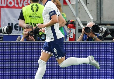 问鼎娱乐官网-法甲、意甲、德甲、西甲四大联赛参赛球队全览