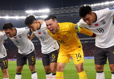 问鼎娱乐官网-NBA比赛战报：今日NBA比赛战报与精彩赛事回顾