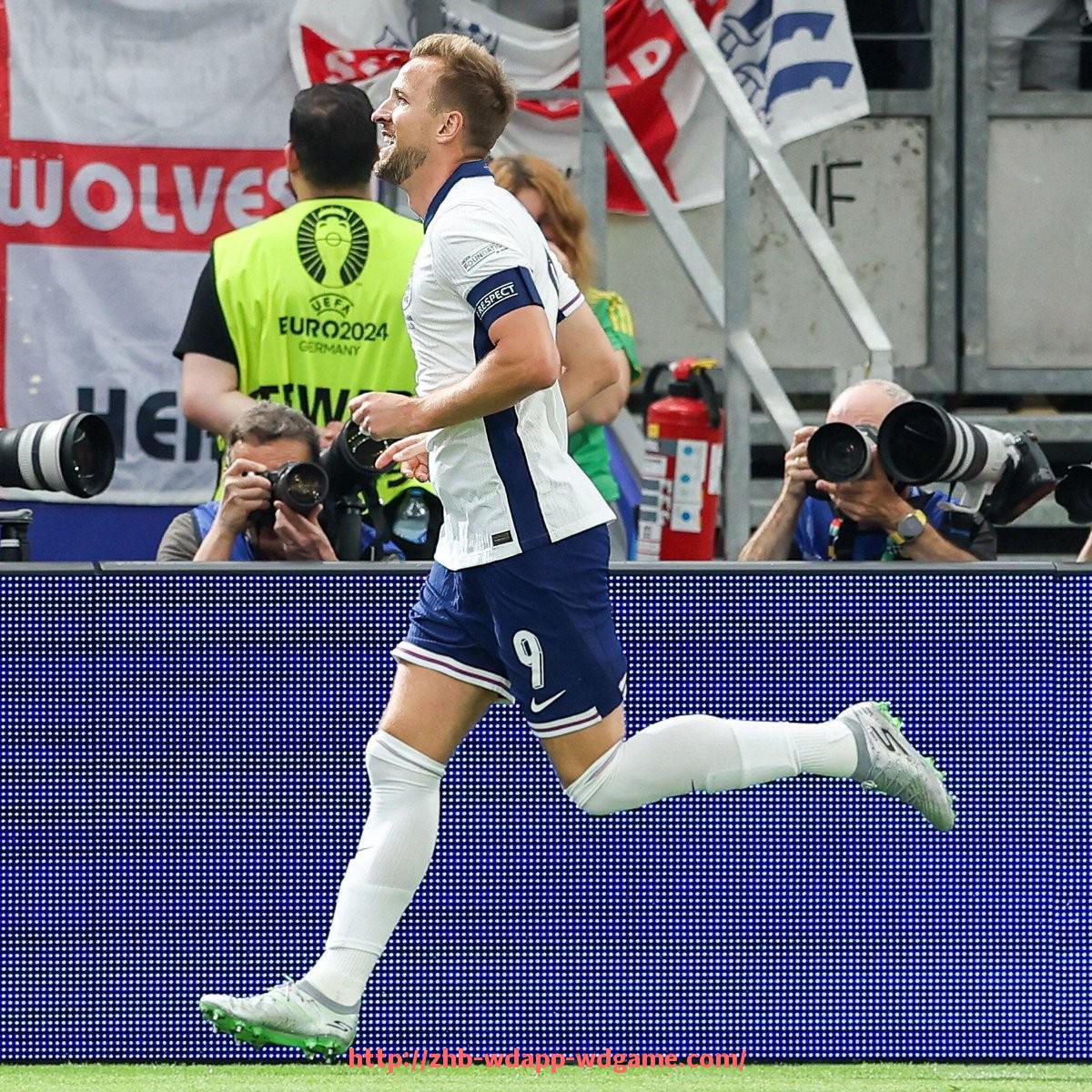 问鼎娱乐官网-德甲球队角球多的队伍与战术研究